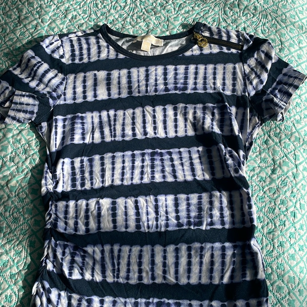 Michael Kors short sleeved Size M